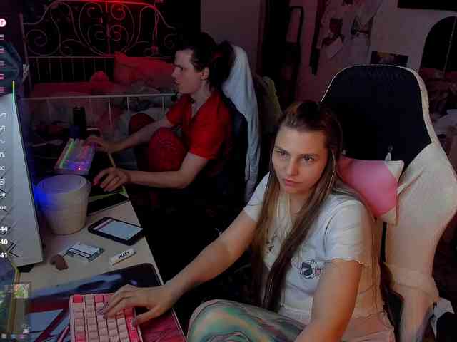 FukinHotCouple webcam