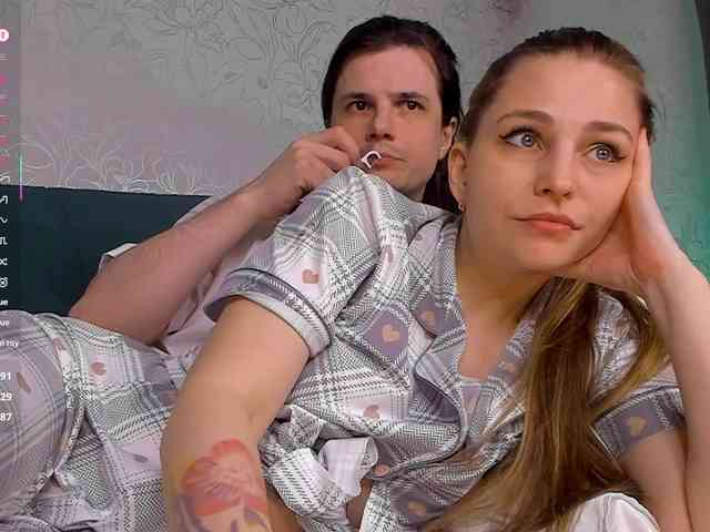 Model: FuckinHotCouple