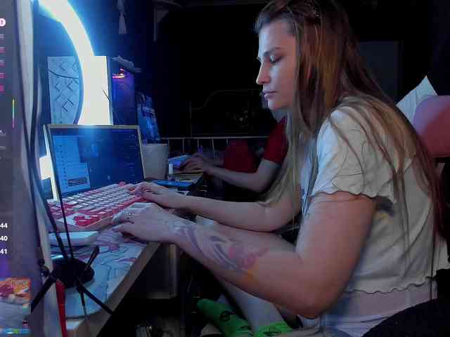 FukinHotCouple webcam