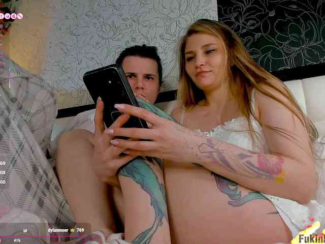 FukinHotCouple webcam
