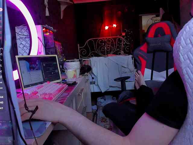 FukinHotCouple webcam