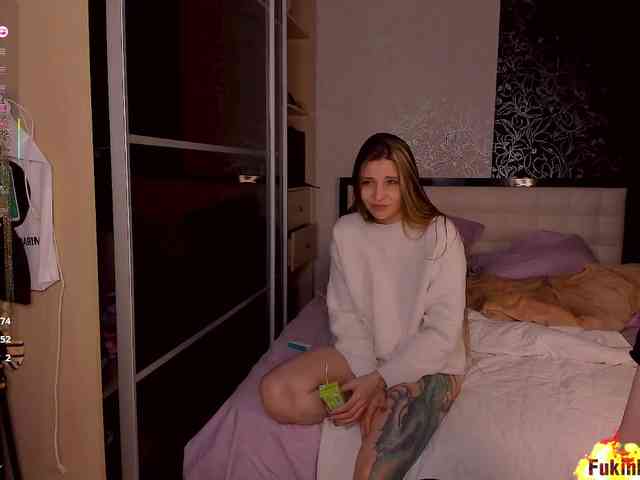 QueenAfina Live Webcam on BongaCams