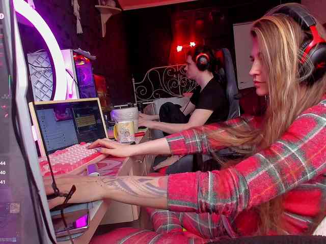 FukinHotCouple webcam