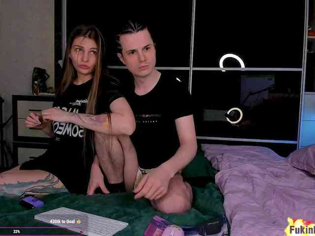 Model: FukinHotCouple