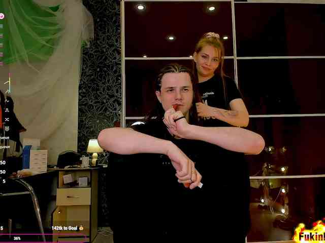 FukinHotCouple webcam