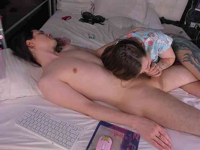 FukinHotCouple