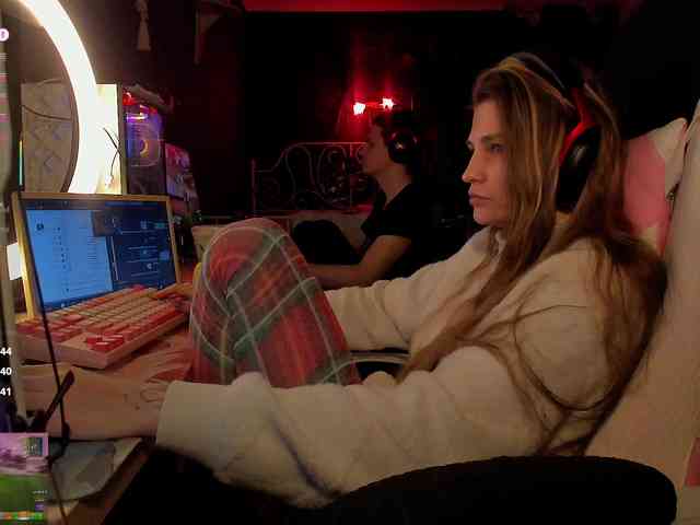 FukinHotCouple webcam