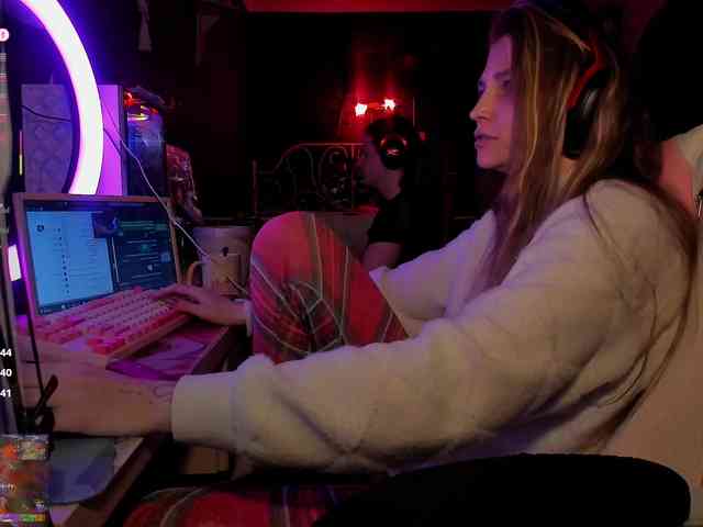 FukinHotCouple webcam