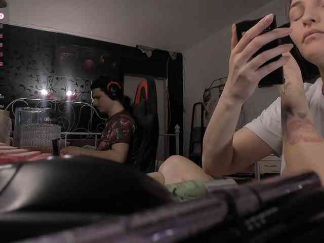 FukinHotCouple