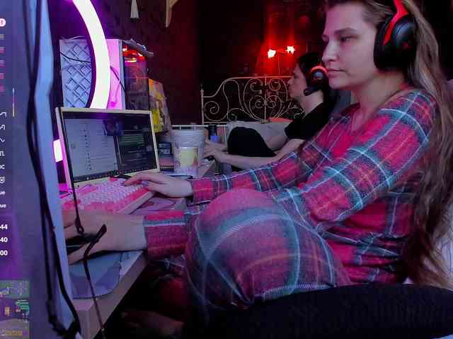 FukinHotCouple webcam