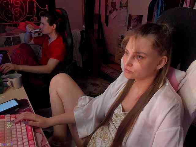 FukinHotCouple webcam