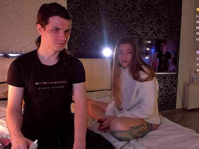 FukinHotCouple webcam