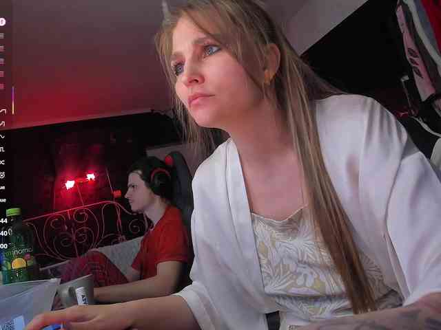 FukinHotCouple webcam