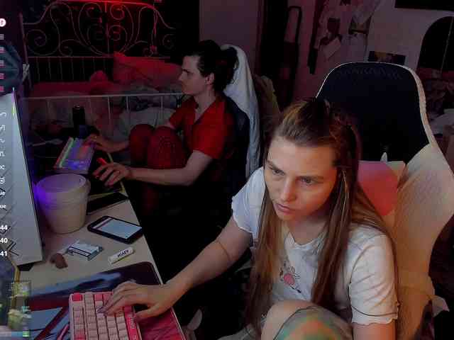 FukinHotCouple webcam
