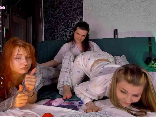 Модель: FuckinHotCouple