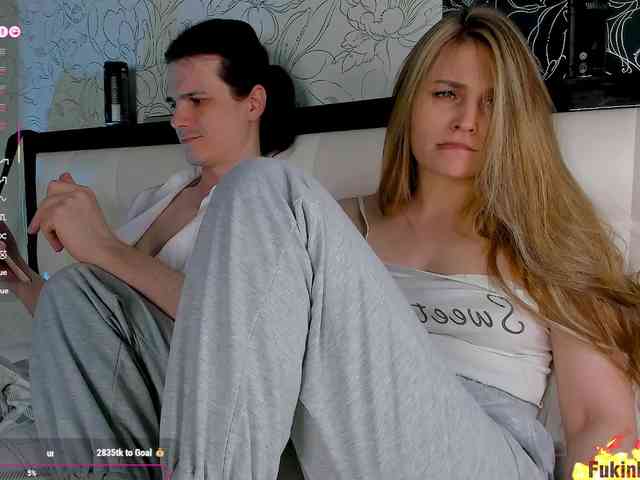 FukinHotCouple webcam