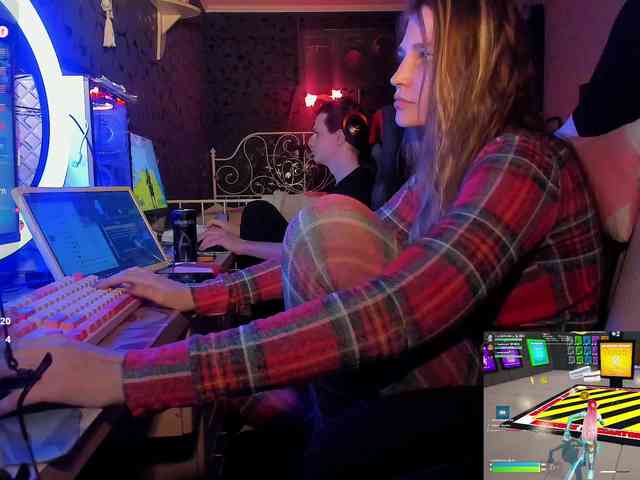 FukinHotCouple webcam