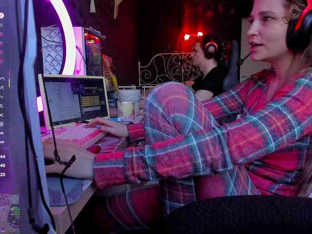 FukinHotCouple webcam