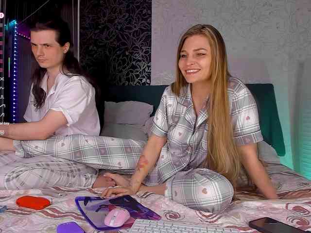 FuckinHotCouple