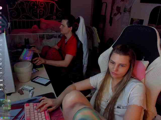 FukinHotCouple webcam