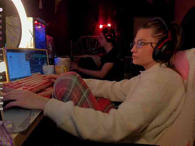 FukinHotCouple webcam