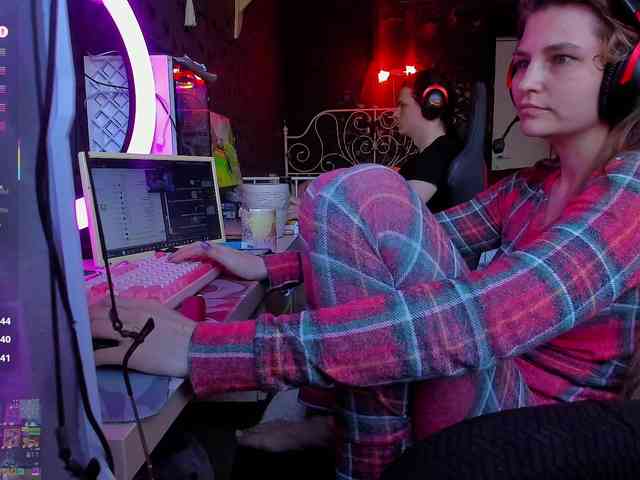 FukinHotCouple webcam