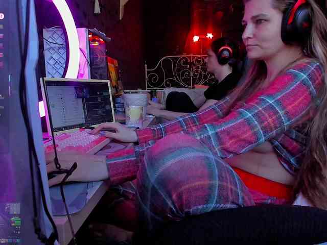 FukinHotCouple webcam