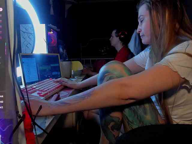 FukinHotCouple webcam
