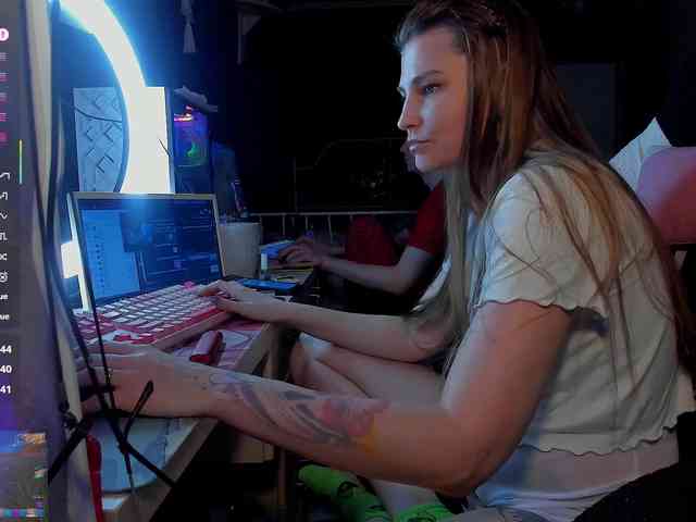 FukinHotCouple webcam