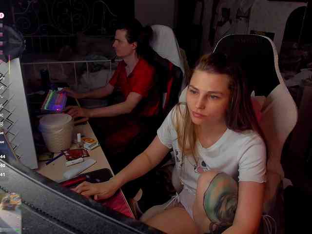 FukinHotCouple webcam