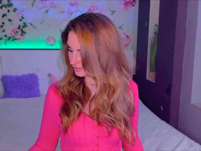 Alisee123 webcam