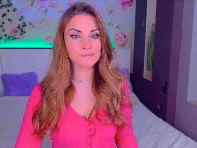 Alisee123 webcam