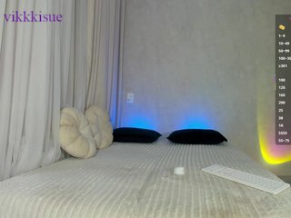 vikisue Porn Show