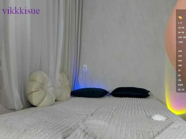 vikkkisue live cam on BongaCams