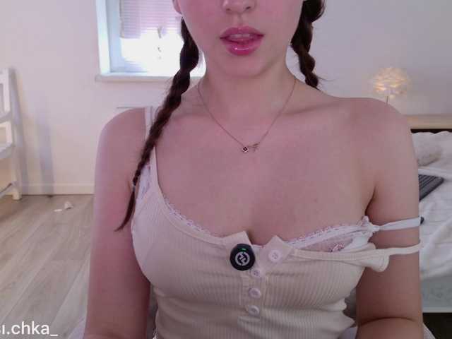 pusichka1 live cam on BongaCams