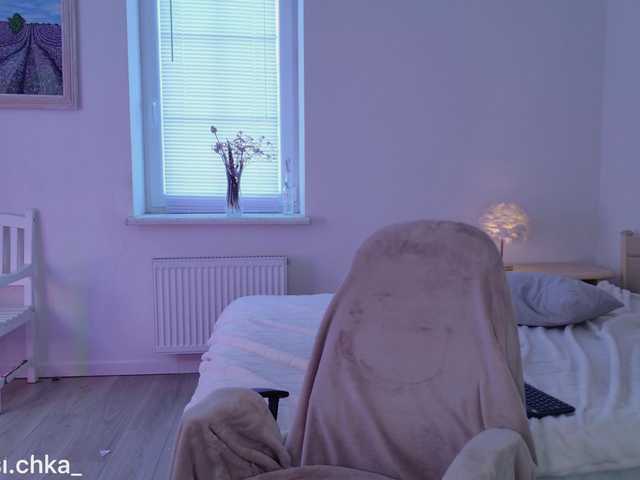 pusichka1 live cam on BongaCams