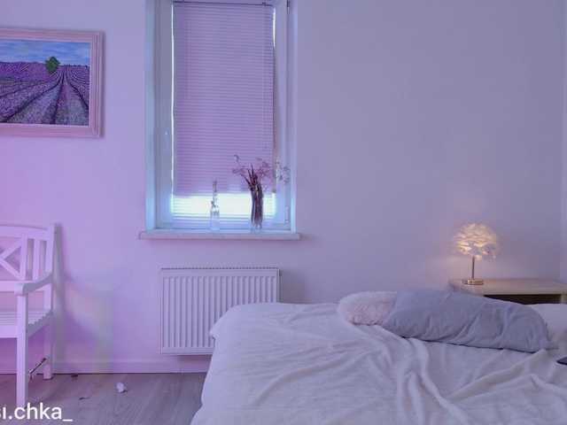 pusichka1 live cam on BongaCams