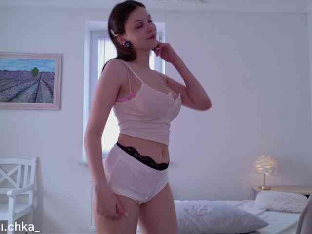 pusichka1 Live Webcam on BongaCams