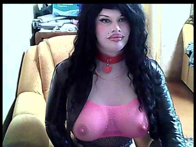 EvaBitch Live Webcam on BongaCams