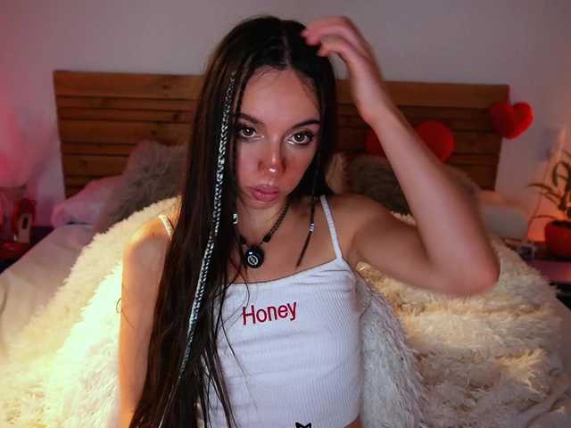 cutedayna live cam on BongaCams