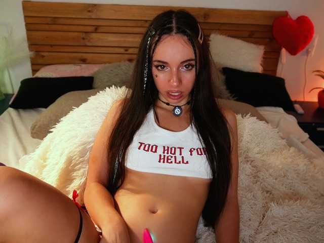 cutedayna live cam on BongaCams