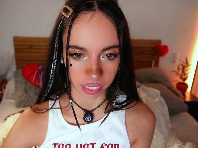 cutedayna live cam on BongaCams