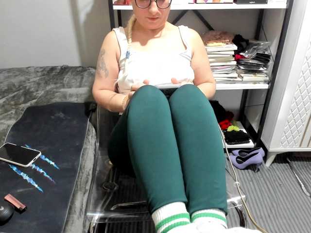 Bisexyeliz35 canlı BongaCams