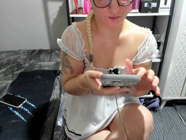 Bisexyeliz35
