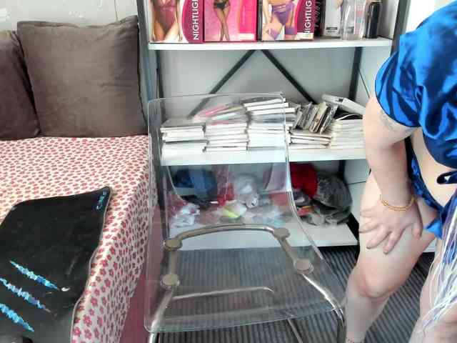 Bisexyeliz35