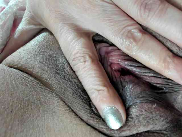 Bisexyeliz35 webcam