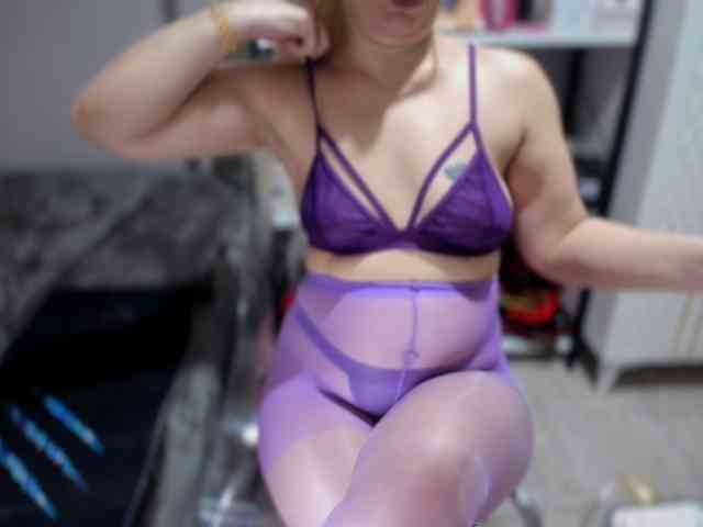 Bisexyeliz35