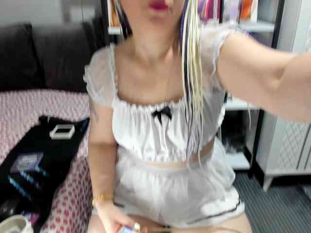 Bisexyeliz35 webcam