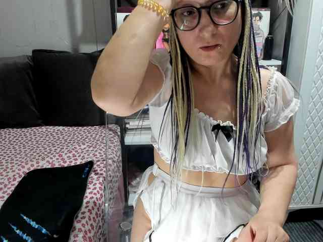 Bisexyeliz35