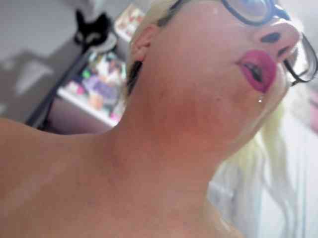 Bisexyeliz35